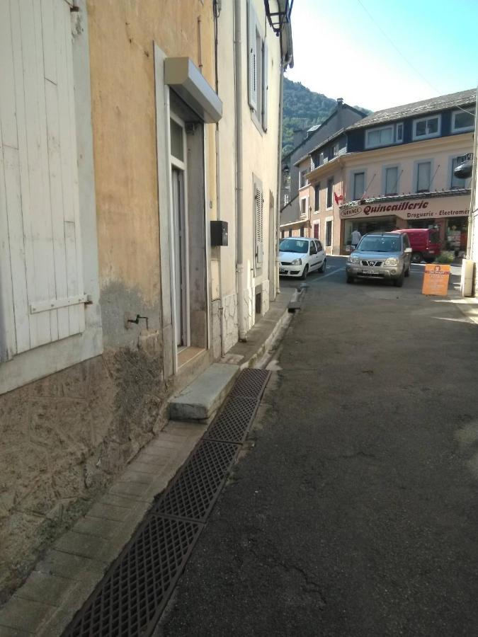 Studio Centre Du Village リュス・サン・ソヴァール エクステリア 写真